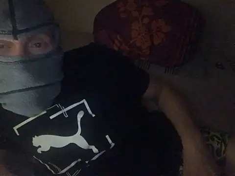 Snapshot of Chris-LE91 chatting on October 10, 2025, 12:33 am Chris-LE91 online show from October 10, 2025, 12:33 am