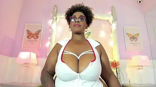 Snapshot of DakotaSexShow chatting on February 13, 2025, 7:52 pm DakotaSexShow online show from February 13, 2025, 7:52 pm