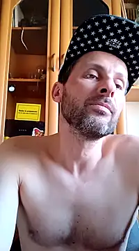 Snapshot of FireFox_Feel chatting on March 20, 2025, 11:05 am FireFox Feel online show from March 20, 2025, 11:05 am