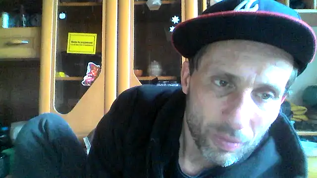 Snapshot of FireFox_Feel chatting on March 14, 2025, 8:42 am FireFox Feel online show from March 14, 2025, 8:42 am