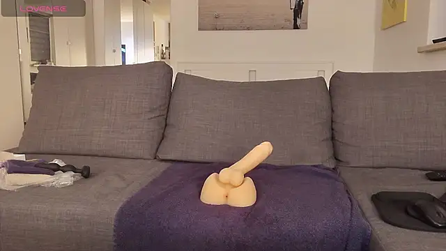 Snapshot of eternal_sin chatting on December 5, 2024, 2:50 pm eternal sin online show from December 5, 2024, 2:50 pm