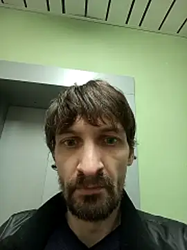 Krasav4ik4ik online show from March 1, 2026, 9:48 pm