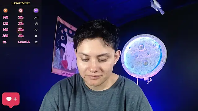 girl intense444 online show from December 1, 2025, 7:26 pm