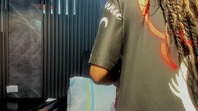 GabyFlowers online show from January 8, 2025, 12:15 pm