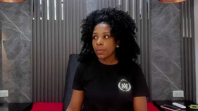 GabyFlowers online show from December 8, 2024, 12:19 pm