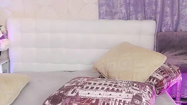 Asian legs online show from October 29, 2025, 9:08 am