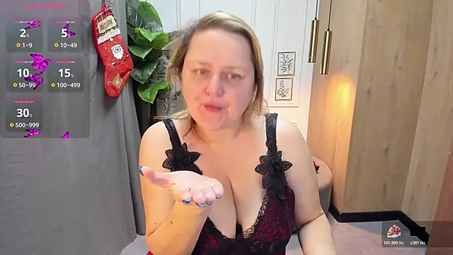 Snapshot of ScarlettSoft chatting on December 23, 2025, 5:18 am ScarlettSoft online show from December 23, 2025, 5:18 am