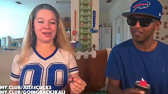 boomboomr00m online show from November 16, 2025, 6:01 pm