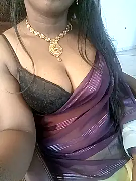 Snapshot of Dhiyapink chatting on March 2, 2026, 4:46 am Dhiyapink online show from March 2, 2026, 4:46 am