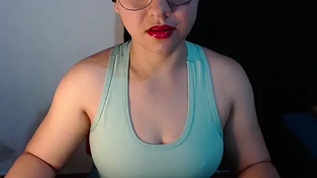 Snapshot of lizbodu chatting on February 24, 2026, 1:28 am lizbodu online show from February 24, 2026, 1:28 am