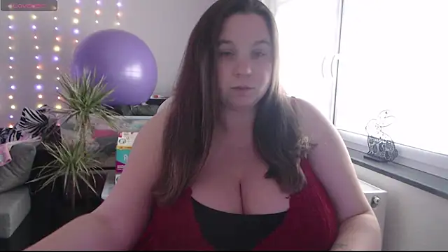 Snapshot of AureliaWinter chatting on March 17, 2026, 11:46 am AureliaWinter online show from March 17, 2026, 11:46 am