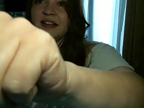 cute  cherry online show from March 21, 2025, 1:01 pm