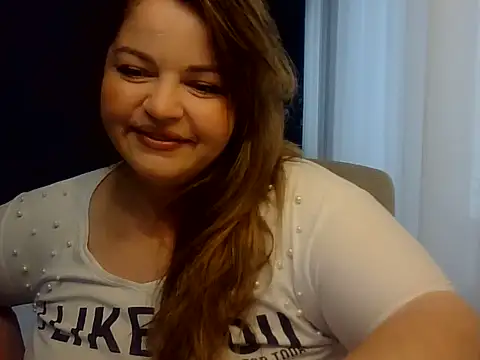 cute  cherry online show from August 8, 2026, 10:33 am