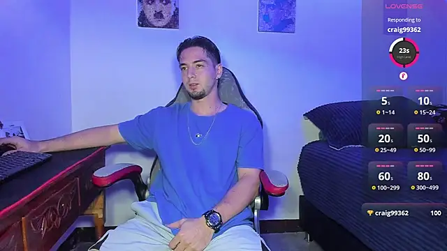 Snapshot of Alex_smith00 chatting on October 14, 2025, 11:14 pm Alex smith00 online show from October 14, 2025, 11:14 pm