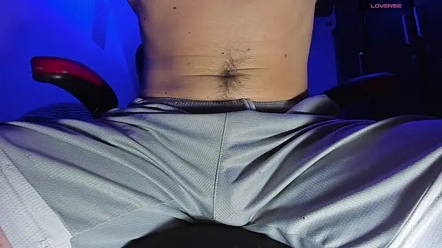 Snapshot of Alex_smith00 chatting on September 27, 2025, 2:18 am Alex smith00 online show from September 27, 2025, 2:18 am