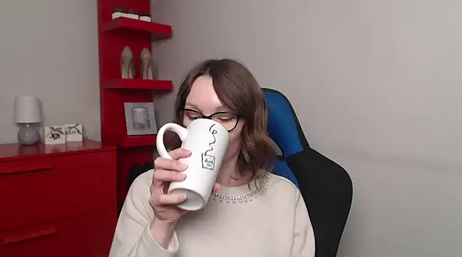 Cookie zoe online show from March 18, 2025, 12:39 pm