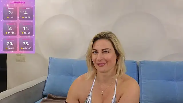 Lady Murenza online show from November 18, 2025, 7:17 pm