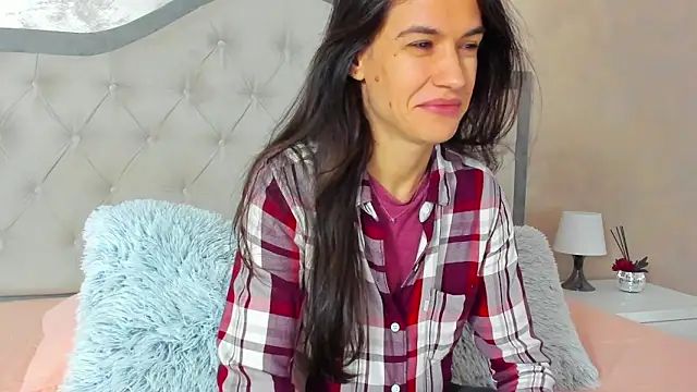 JennaMyers online show from November 12, 2025, 8:34 pm