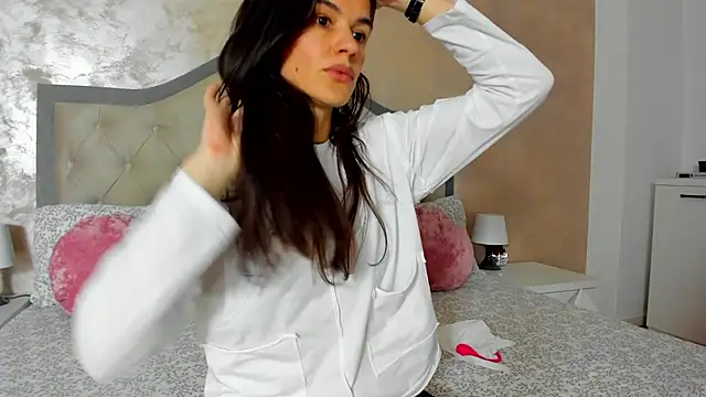 JennaMyers online show from April 16, 2026, 7:14 pm