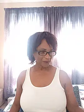 Hotgrannyx online show from June 12, 2026, 9:51 am