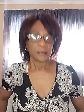 Hotgrannyx online show from July 4, 2026, 12:32 pm