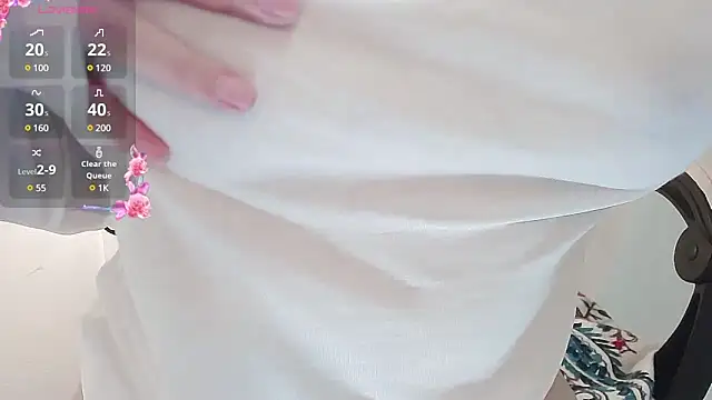 small Eva online show from February 9, 2025, 8:56 pm