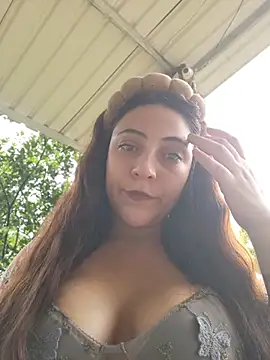 Snapshot of VickyHoult chatting on June 3, 2026, 9:30 pm VickyHoult online show from June 3, 2026, 9:30 pm