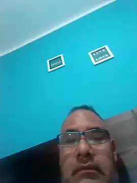 Snapshot of PhillDrake11 chatting on November 28, 2025, 4:01 am PhillDrake11 online show from November 28, 2025, 4:01 am