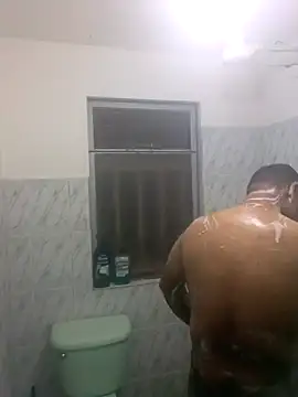 Snapshot of PhillDrake11 chatting on October 9, 2025, 5:19 am PhillDrake11 online show from October 9, 2025, 5:19 am