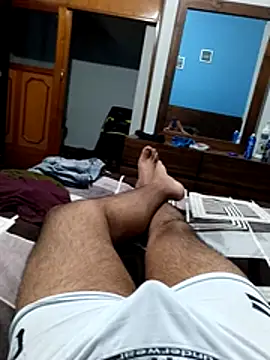 Snapshot of PhillDrake11 chatting on October 27, 2025, 3:51 am PhillDrake11 online show from October 27, 2025, 3:51 am