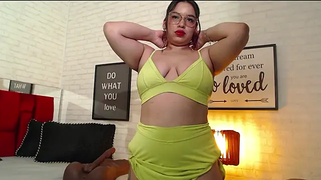 Roxahank online show from February 17, 2026, 8:17 pm