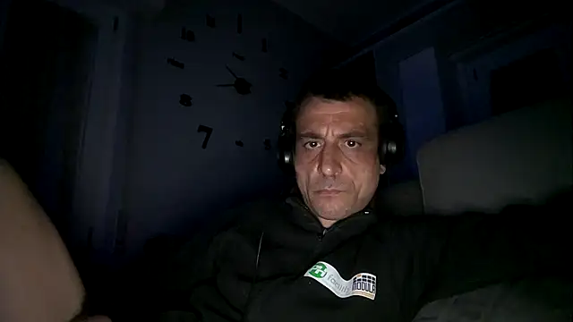 Chianga11 online show from March 24, 2026, 12:21 am