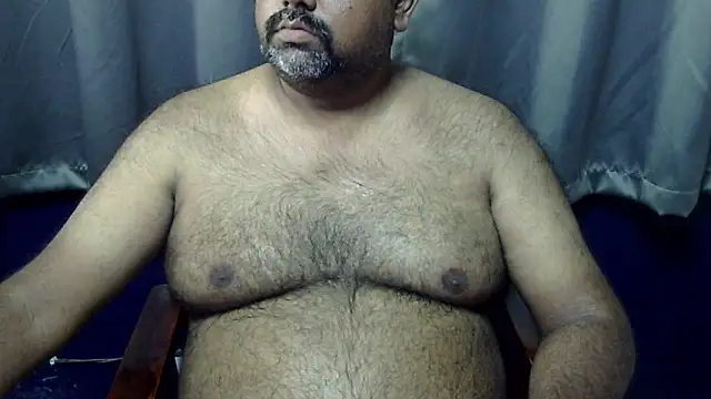 Snapshot of hairysubcub_70 chatting on May 4, 2026, 7:22 am hairysubcub 70 online show from May 4, 2026, 7:22 am
