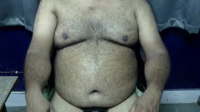 Snapshot of hairysubcub_70 chatting on May 3, 2026, 10:53 am hairysubcub 70 online show from May 3, 2026, 10:53 am