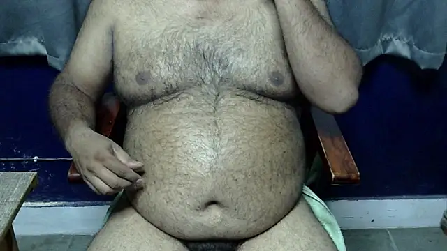 Snapshot of hairysubcub_70 chatting on May 14, 2026, 4:26 pm hairysubcub 70 online show from May 14, 2026, 4:26 pm