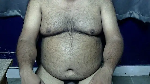 Snapshot of hairysubcub_70 chatting on June 1, 2026, 6:13 am hairysubcub 70 online show from June 1, 2026, 6:13 am