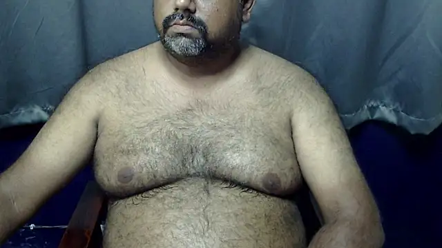 Snapshot of hairysubcub_70 chatting on May 6, 2026, 7:34 am hairysubcub 70 online show from May 6, 2026, 7:34 am