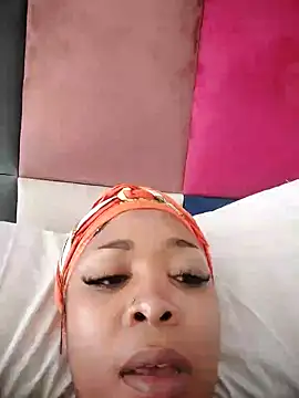 sexyTHANDO online show from March 1, 2025, 10:34 am