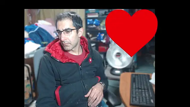 Snapshot of Gsmile1 chatting on March 8, 2026, 3:04 pm Gsmile1 online show from March 8, 2026, 3:04 pm