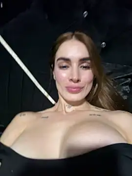 SofiaCarter online show from April 28, 2026, 2:27 am