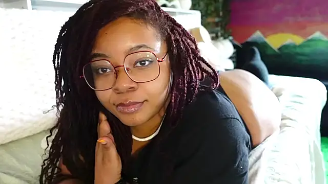 Snapshot of -khayaparker chatting on February 27, 2025, 5:05 pm -khayaparker online show from February 27, 2025, 5:05 pm