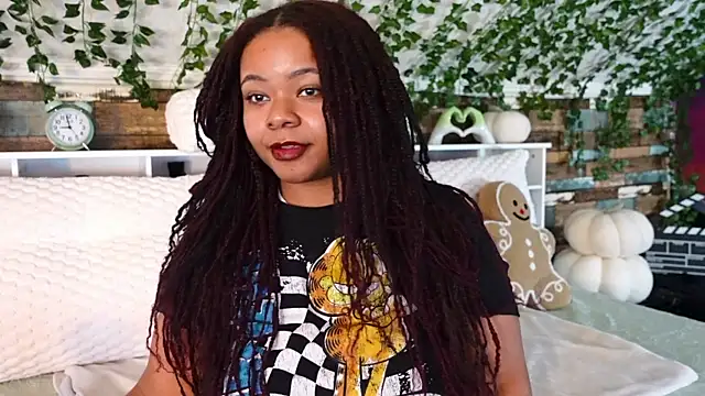 Snapshot of -khayaparker chatting on February 27, 2025, 2:00 pm -khayaparker online show from February 27, 2025, 2:00 pm