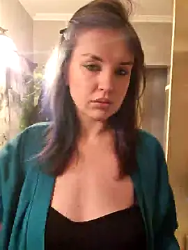 LazyTanukii online show from November 10, 2025, 6:18 am