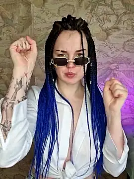 LazyTanukii online show from January 15, 2026, 8:40 am