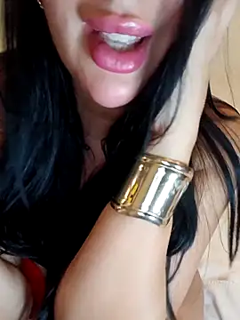 Queen sousou online show from March 29, 2026, 7:37 pm