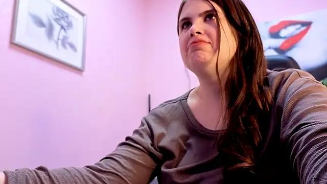 BattyMoll online show from March 28, 2026, 3:35 pm