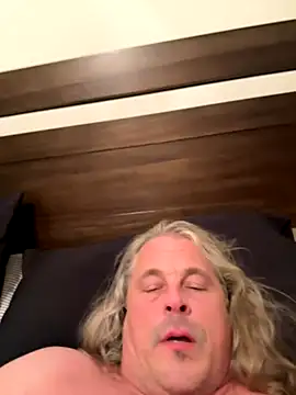 zeus337 online show from December 2, 2025, 3:19 am