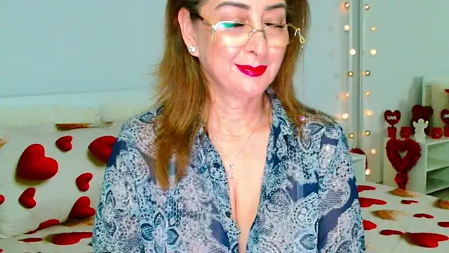 Snapshot of Tyana40 chatting on February 12, 2026, 2:11 am Tyana40 online show from February 12, 2026, 2:11 am