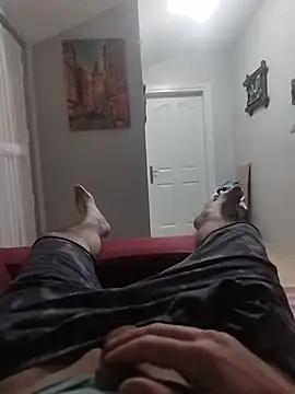 Snapshot of Aykut1990 chatting on November 28, 2025, 3:45 pm Aykut1990 online show from November 28, 2025, 3:45 pm