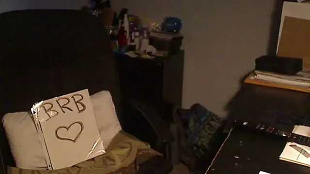 XTRAHORNYONE online show from February 9, 2025, 1:22 am